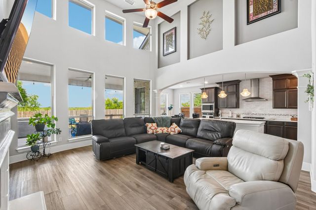 500 Whittington WAY, Liberty Hill, TX 78642
