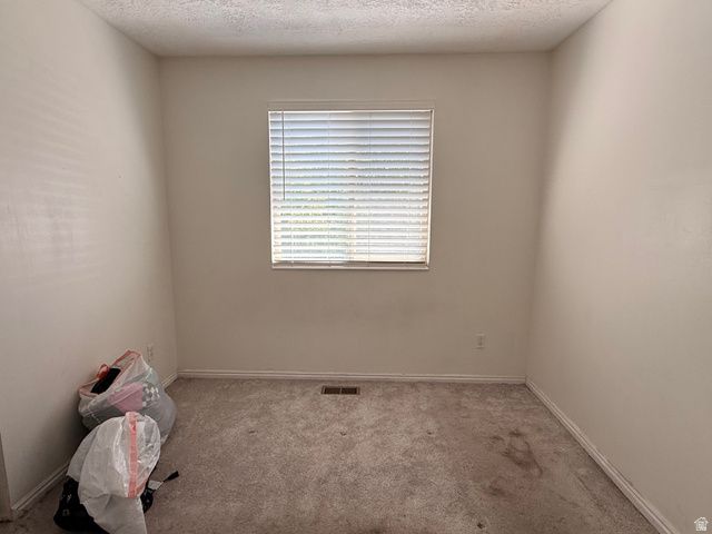 183 E 820 S, Centerville, UT 84014