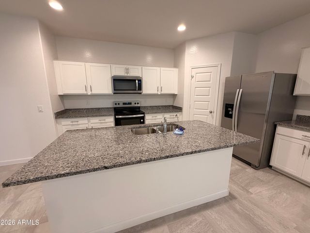 1481 N FENWAY Drive, Florence, AZ 85132