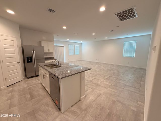 1481 N FENWAY Drive, Florence, AZ 85132