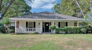 2412 Somersworth Drive, Shreveport, LA 71118