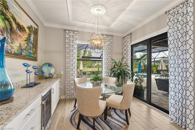 2115 Antigua LN, Naples, FL 34120