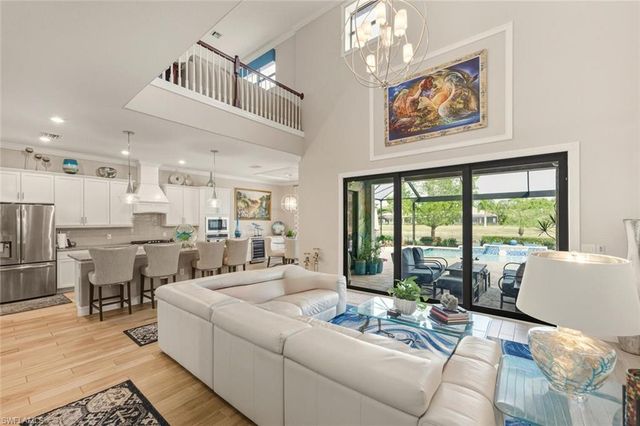 2115 Antigua LN, Naples, FL 34120