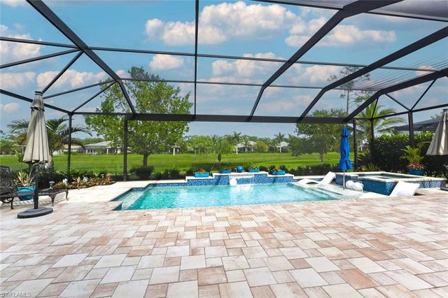 2115 Antigua LN, Naples, FL 34120