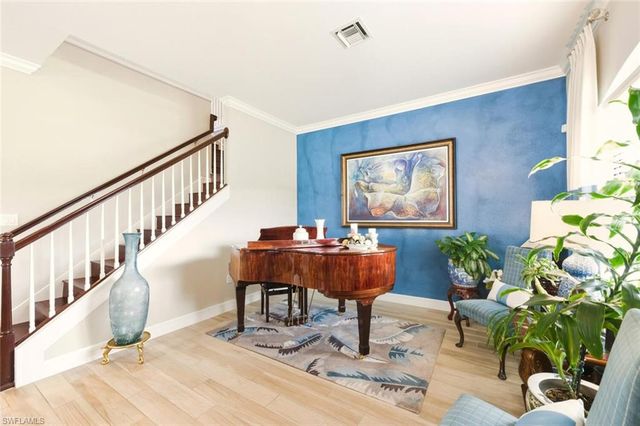 2115 Antigua LN, Naples, FL 34120