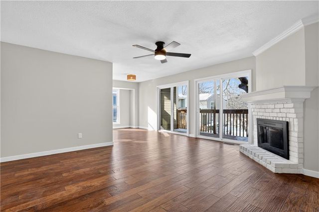 8360 NW Barrybrooke Drive, Kansas City, MO 64151