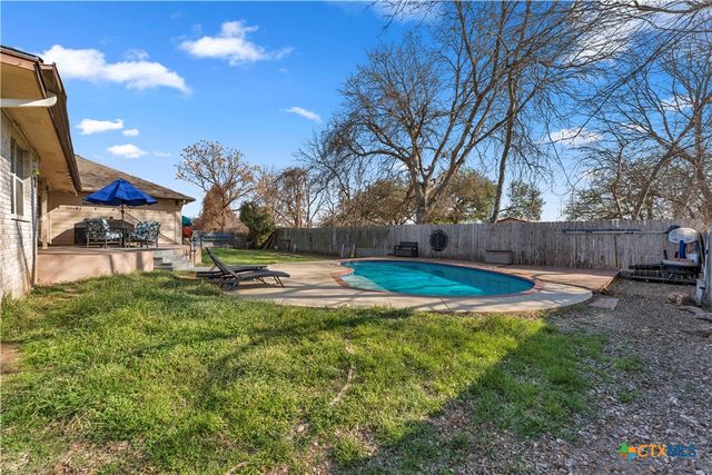 185 Broadmoor Street, Marble Falls, TX 78654