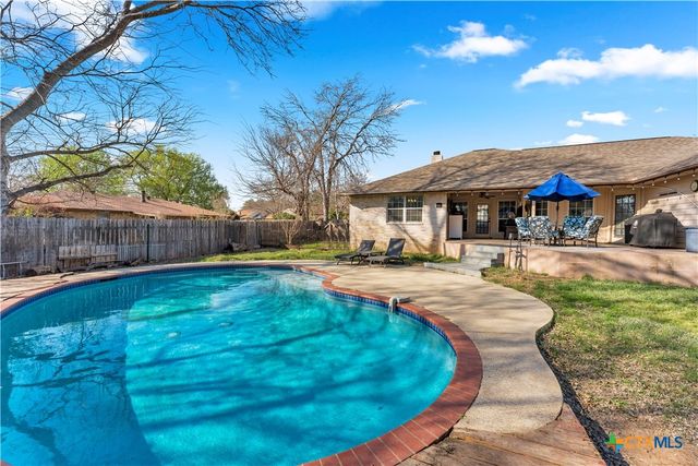 185 Broadmoor Street, Marble Falls, TX 78654