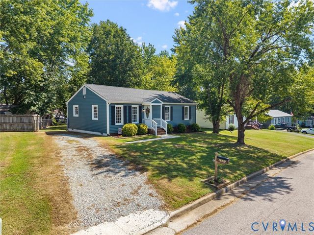 8907 Huntingcreek Pl, Richmond, VA 23237