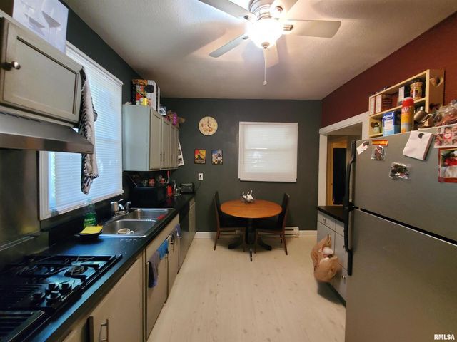 504 N Almond St Street, Carbondale, IL 62901