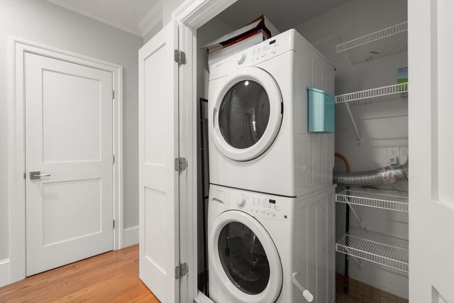 27 Washburn St 5, Boston, MA 02125