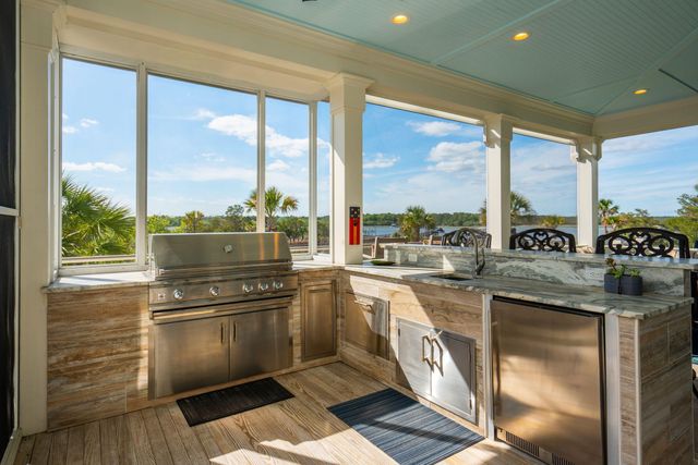2816 Stay Sail Way, Mount Pleasant, SC 29466