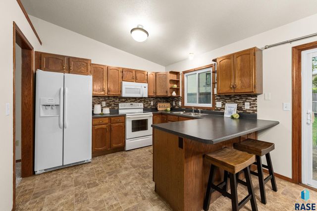 705 N Montgomery Ct Court, Sioux Falls, SD 57103