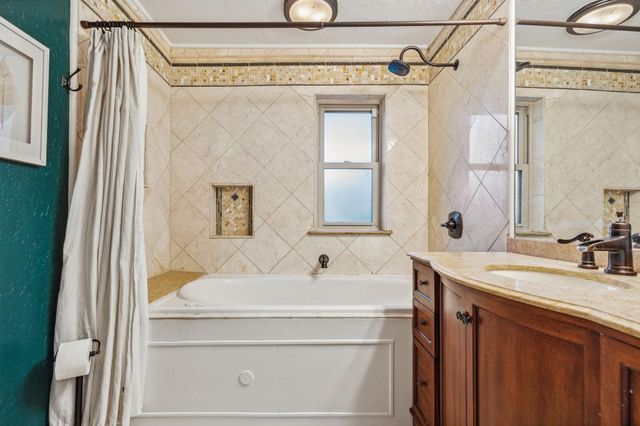 2127 Clarksdale Drive, Dallas, TX 75228