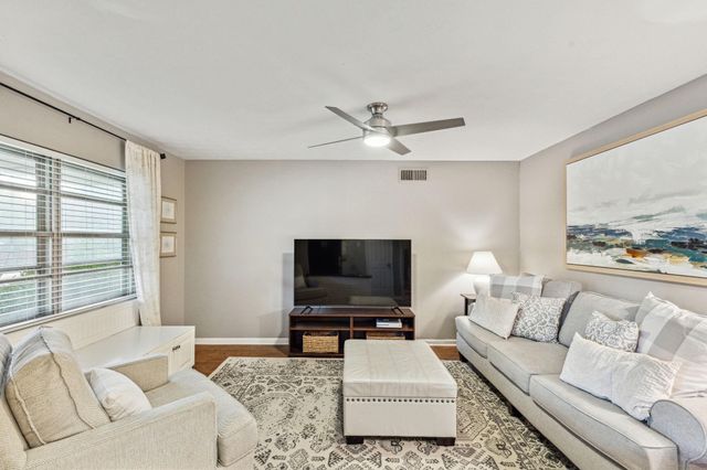 2127 Clarksdale Drive, Dallas, TX 75228