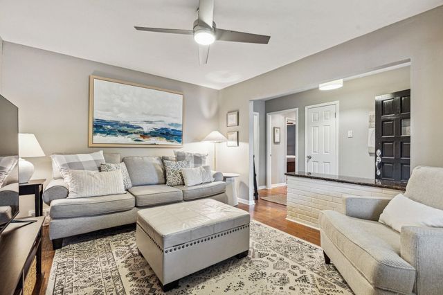 2127 Clarksdale Drive, Dallas, TX 75228