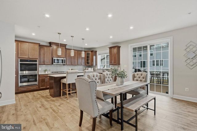 3723 SOLIDARITY CIR, Waldorf, MD 20603