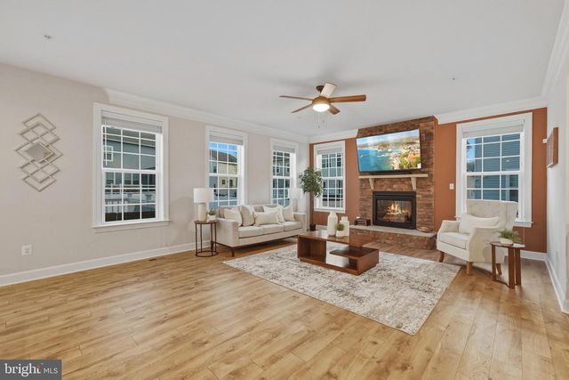 3723 SOLIDARITY CIR, Waldorf, MD 20603