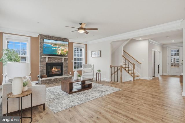 3723 SOLIDARITY CIR, Waldorf, MD 20603