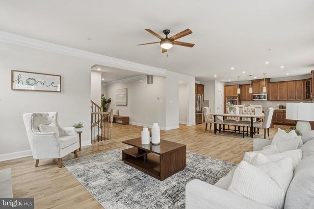 3723 SOLIDARITY CIR, Waldorf, MD 20603