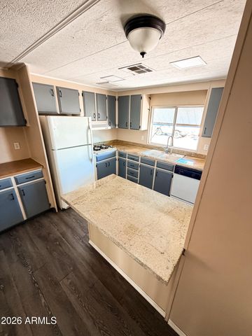 7300 N 51st Avenue B238, Glendale, AZ 85301