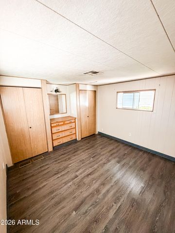 7300 N 51st Avenue B238, Glendale, AZ 85301