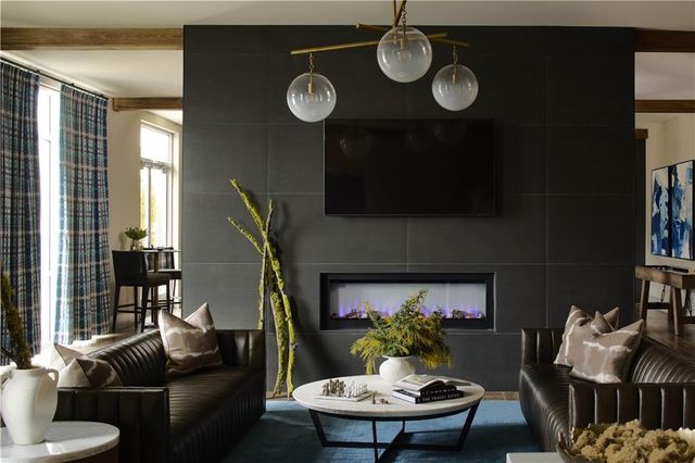 1809 Appaloosa NE Lane 2D, Buford, GA 30519