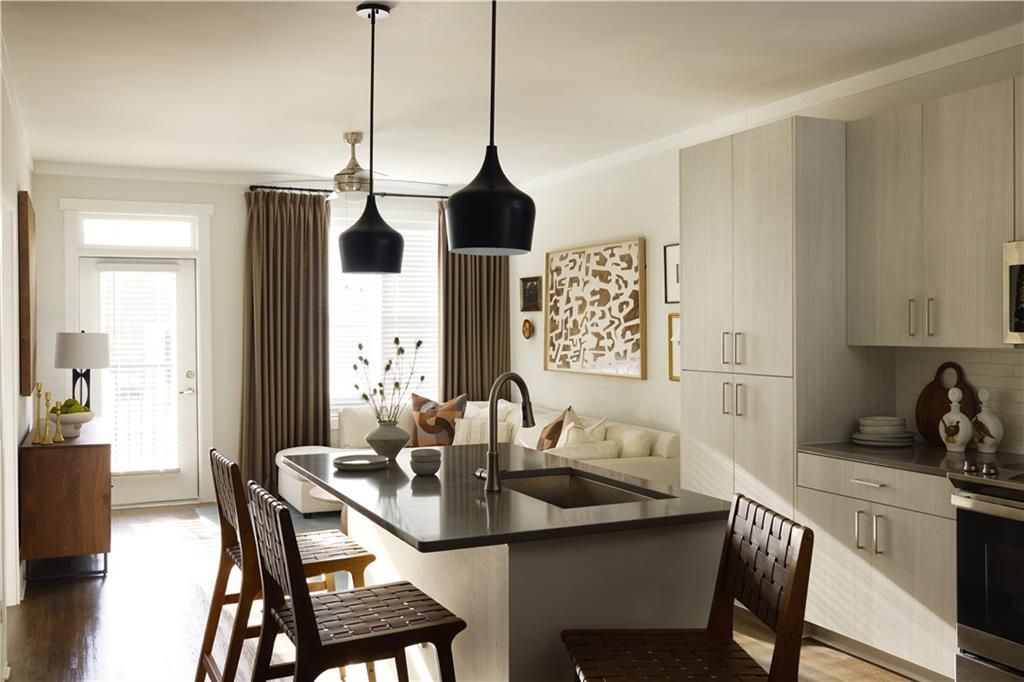 1809 Appaloosa NE Lane 2D, Buford, GA 30519