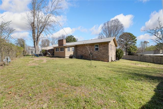 1 Skyline Cove, Harrison, AR 72601