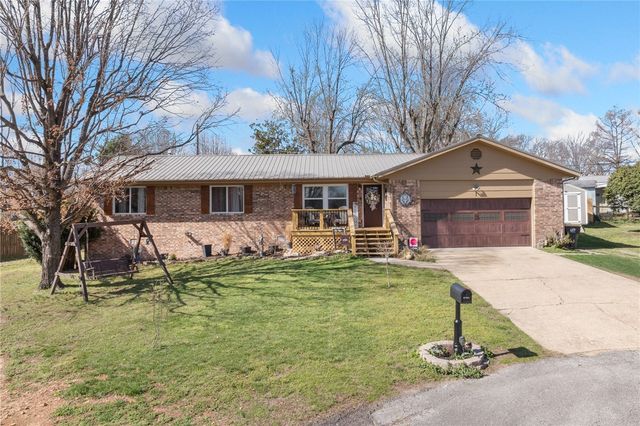 1 Skyline Cove, Harrison, AR 72601