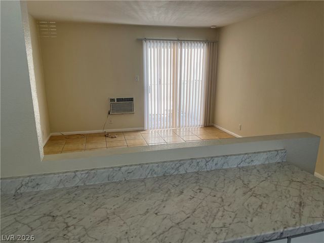 5422 Swenson Street 9, Las Vegas, NV 89119