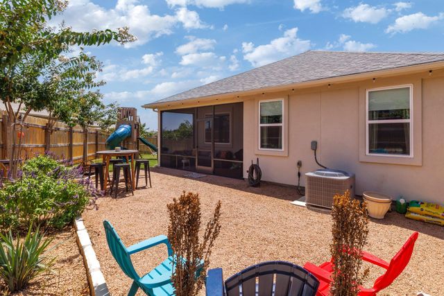 916 Scott CT, Georgetown, TX 78626