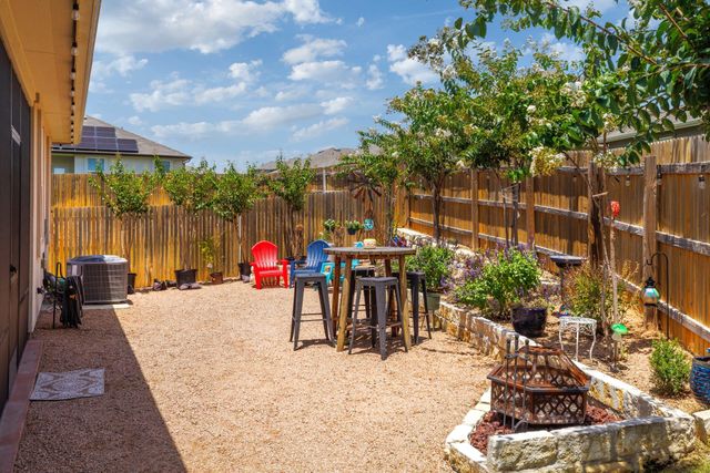 916 Scott CT, Georgetown, TX 78626