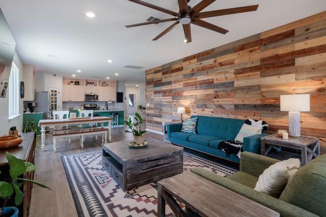 916 Scott CT, Georgetown, TX 78626