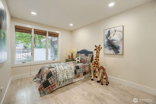 11914 NE 148th Street, Kirkland, WA 98034