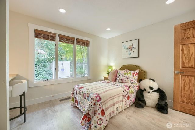 11914 NE 148th Street, Kirkland, WA 98034