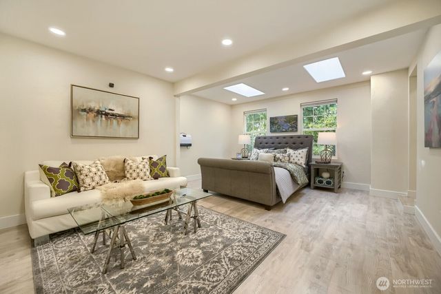11914 NE 148th Street, Kirkland, WA 98034