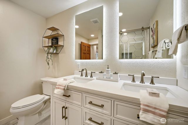 11914 NE 148th Street, Kirkland, WA 98034