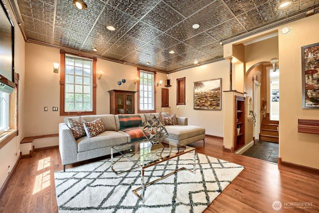 11914 NE 148th Street, Kirkland, WA 98034