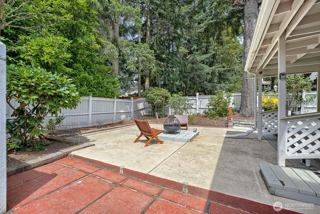 11914 NE 148th Street, Kirkland, WA 98034