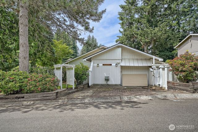11914 NE 148th Street, Kirkland, WA 98034
