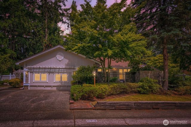 11914 NE 148th Street, Kirkland, WA 98034