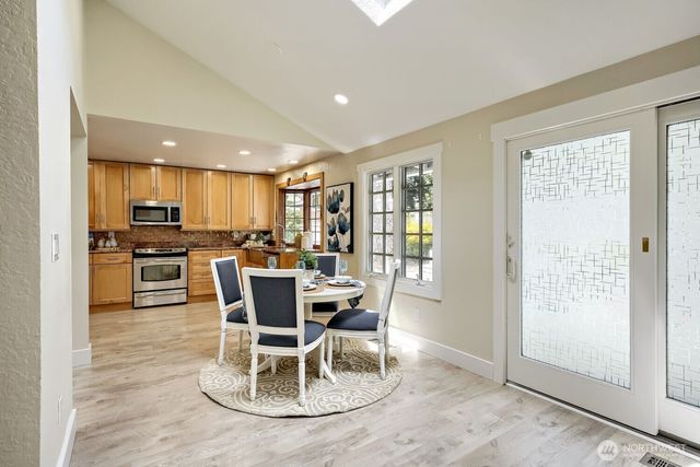 11914 NE 148th Street, Kirkland, WA 98034