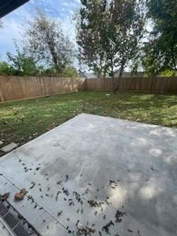 4447 Fallen Oaks Drive, Houston, TX 77091