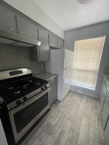 4447 Fallen Oaks Drive, Houston, TX 77091