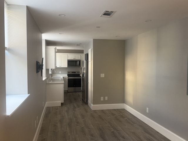 59 North Avenue 2, Rockland, MA 02370