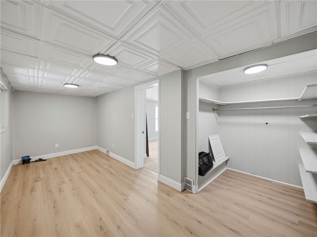 2618 Sumner St, Arlington, PA 15203