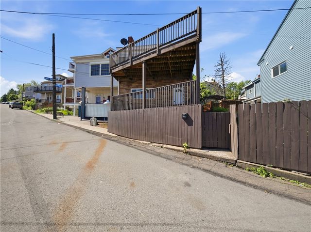 2618 Sumner St, Arlington, PA 15203