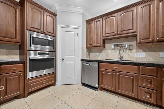 13423 Preston Cliff Court, Houston, TX 77077