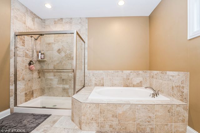 21409 Foxtail Drive, Mokena, IL 60448
